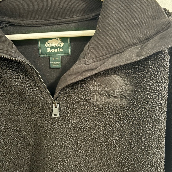 Roots Sherpa Quarter Zip - Picture 2 of 4